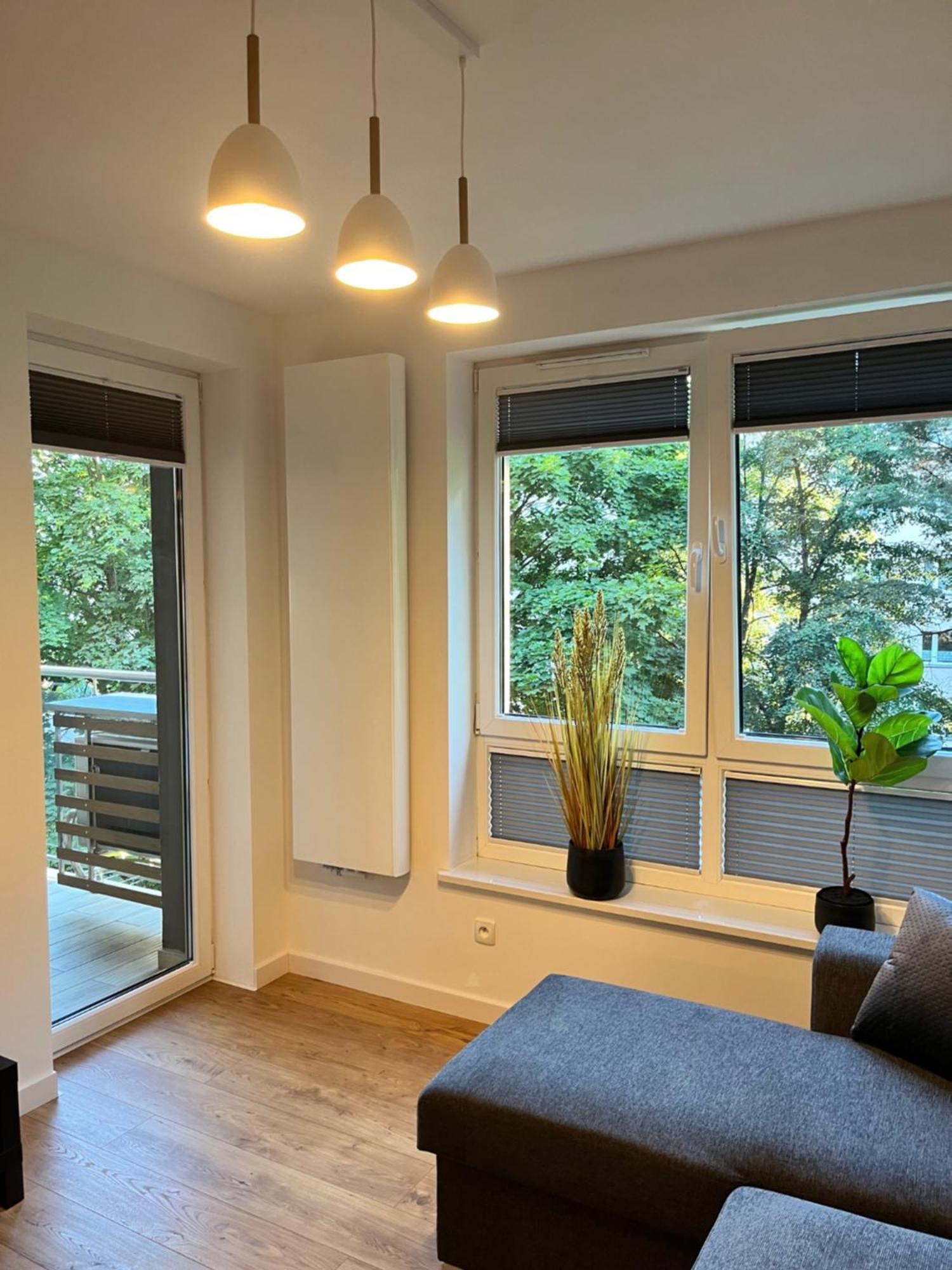Apartament Julia 1-4 Os Starowapiennikowa 42A Z Balkonem Ze Sniadaniem Kontynentalnym Kielce Esterno foto