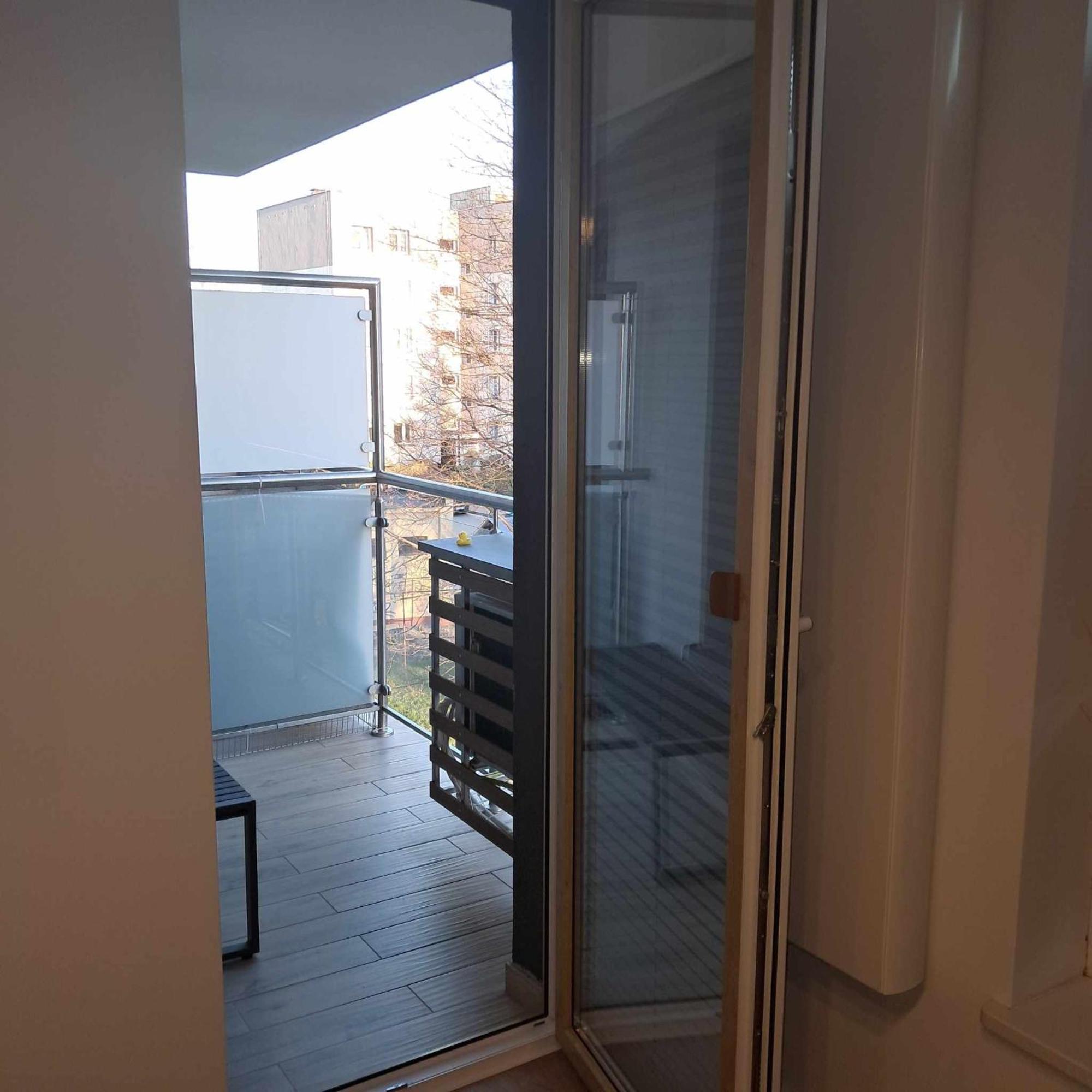 Apartament Julia 1-4 Os Starowapiennikowa 42A Z Balkonem Ze Sniadaniem Kontynentalnym Kielce Esterno foto